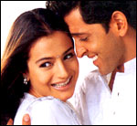 Amisha Patel and Hrithik Roshan in Aap Mujhe Achche Lagne Lage